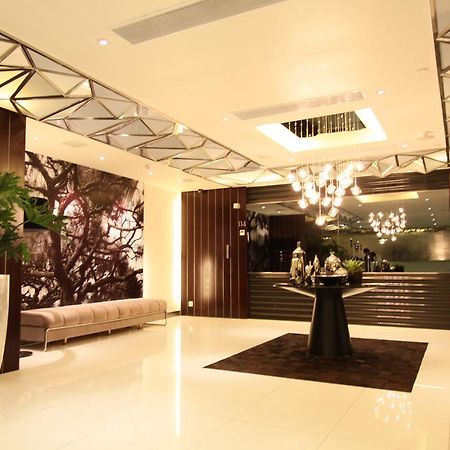 Hong Kong King'S Hotel Екстериор снимка