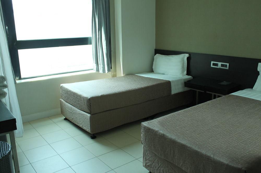 Hong Kong King'S Hotel Екстериор снимка